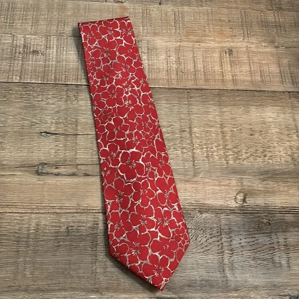 Tommy Bahama Floral Tie. Tropical | 100% Silk | Men’s 58”L | EUC | Hibiscus